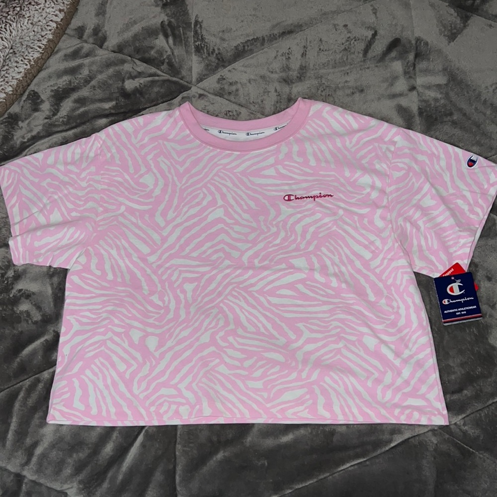 BRAND NEW PINK PRINTED CHAMPION SHIRT